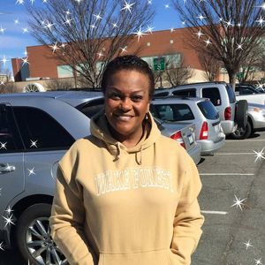 Meet your Posher, Connie